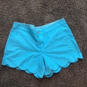 Lilly Pulitzer teal buttercup shorts